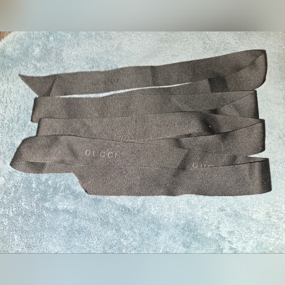 Gucci Authentic Ribbon - Picture 3 of 4